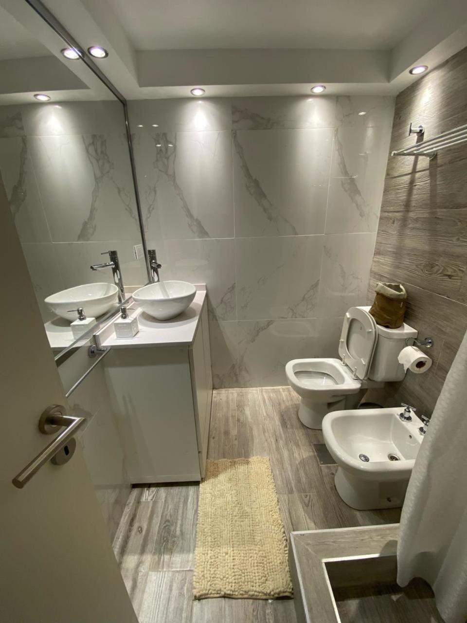 Departamento Centrico Con Cochera - Cordoba Argentina- Eksteriør bilde