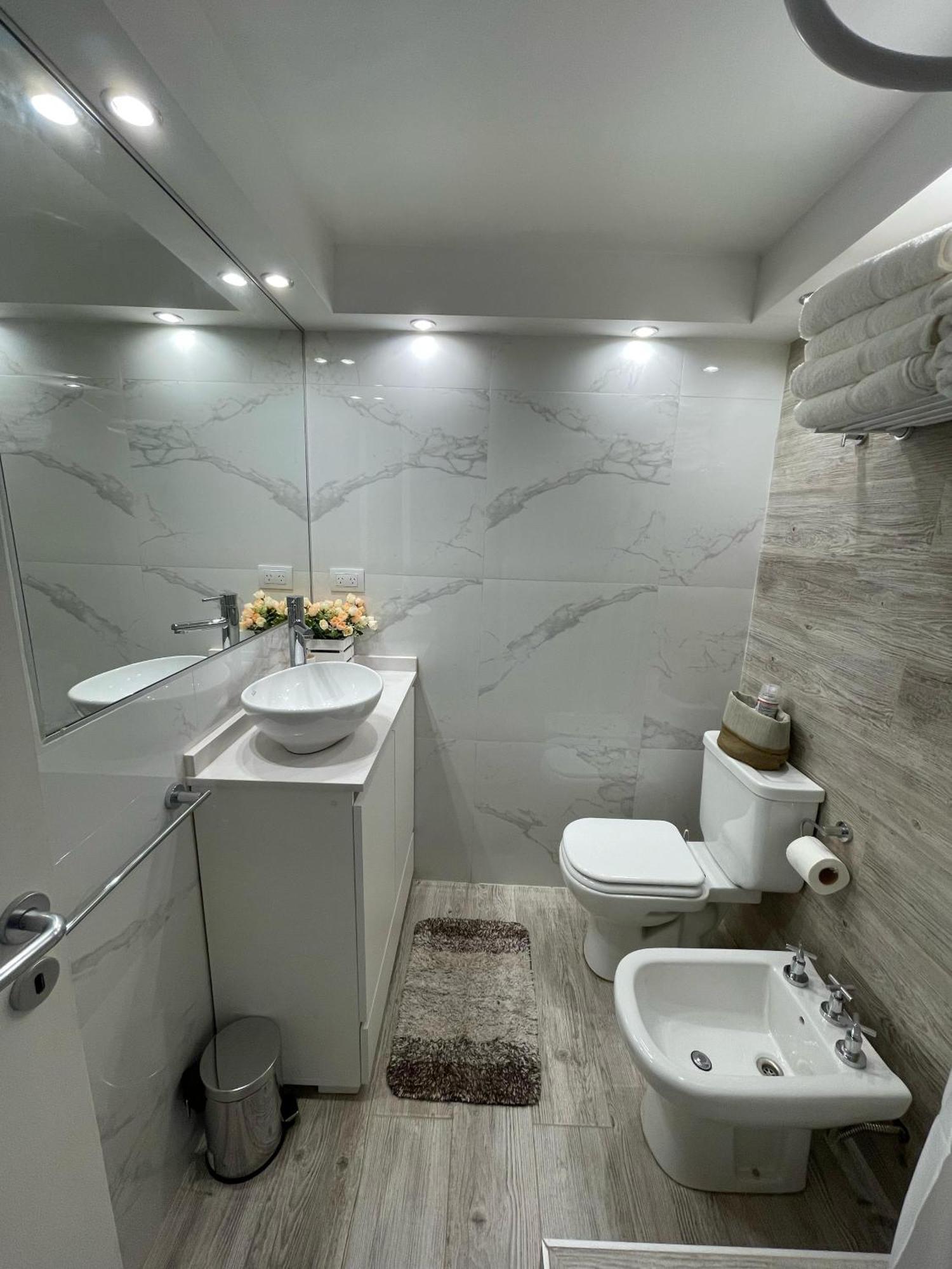 Departamento Centrico Con Cochera - Cordoba Argentina- Eksteriør bilde